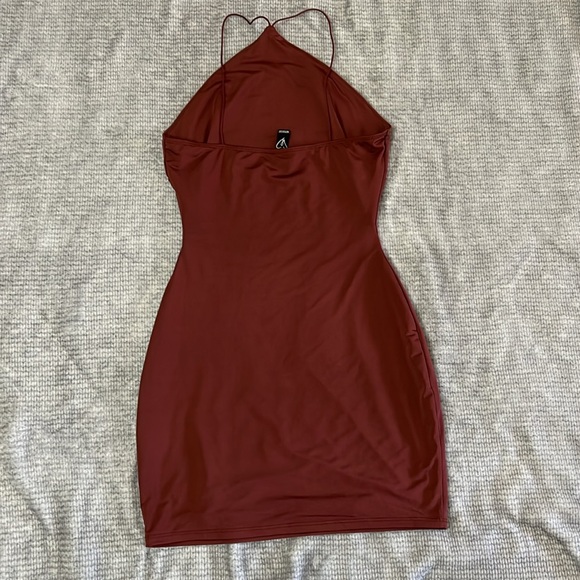 Windsor Maroon Bodycon Mini Dress - Size M - Picture 2 of 4